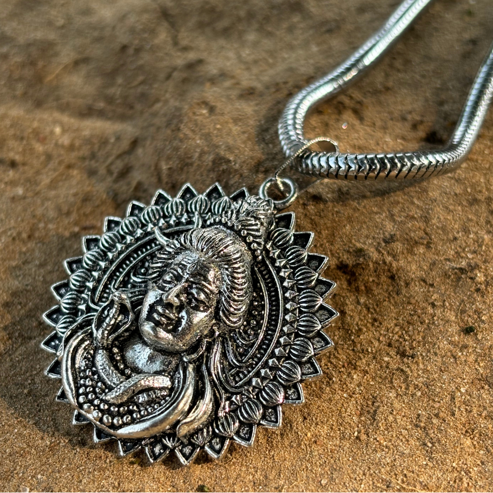 Silver Mahadev Locket With Snake Chain