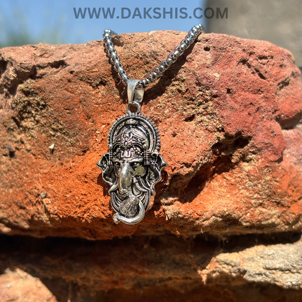 Ganesha Pendant with chain