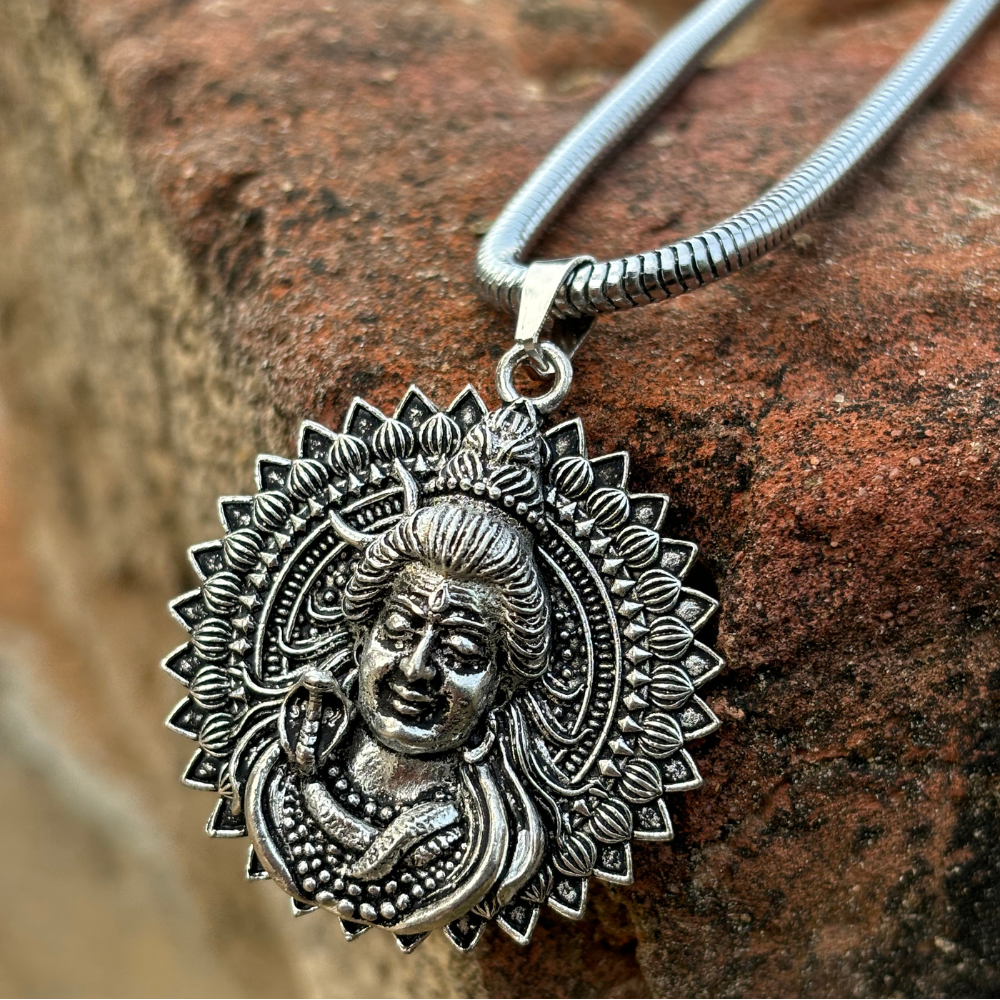 Silver Mahadev Locket With Snake Chain